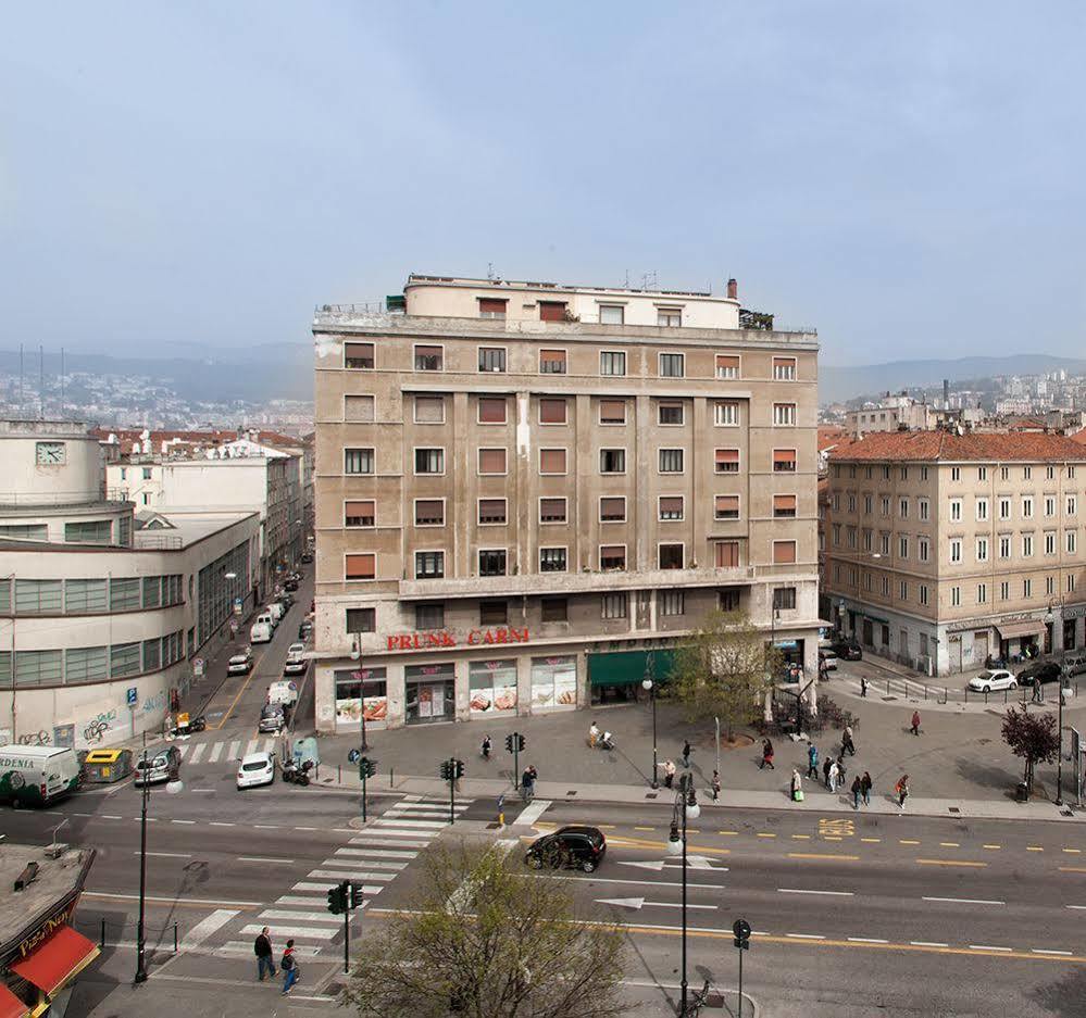 Zenzero & Cannella Boutique Rooms Triest Zewnętrze zdjęcie