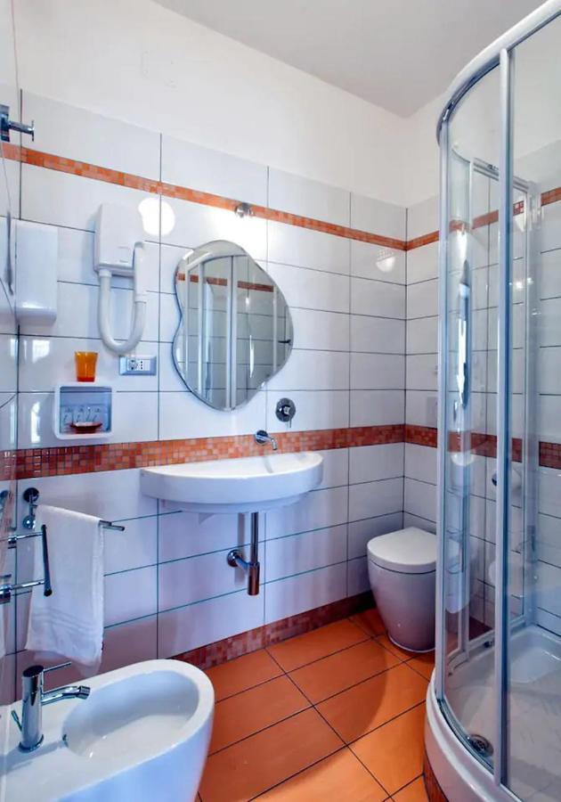 Zenzero & Cannella Boutique Rooms Triest Zewnętrze zdjęcie