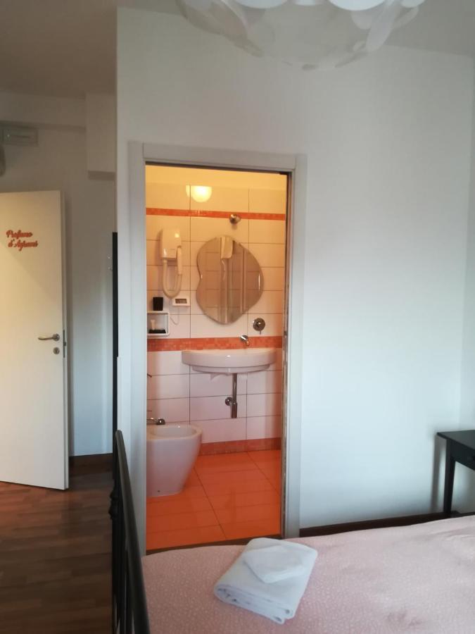 Zenzero & Cannella Boutique Rooms Triest Zewnętrze zdjęcie